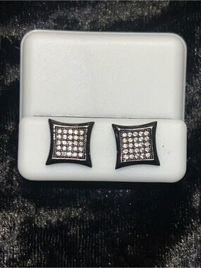 Square Black Frame Earrings